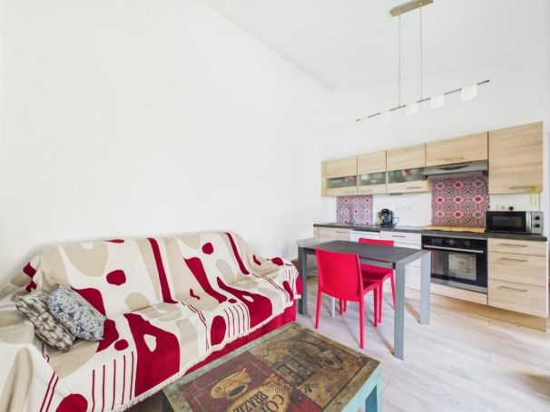 A louer APPARTEMENT T2 33 M2 TERRASSE BORD DE MER GROSSETO PRUGNA