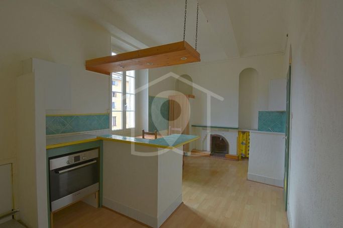 A louer APPARTEMENT T2 60 M2  GRASSE