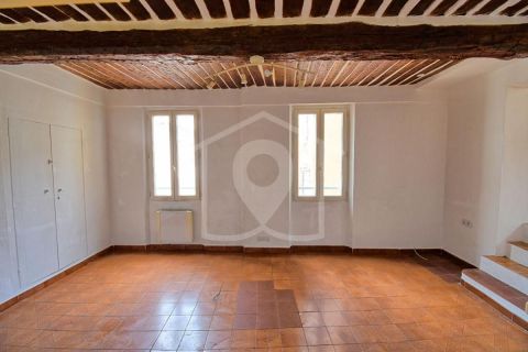 A louer APPARTEMENT T3 60 M2  GRASSE