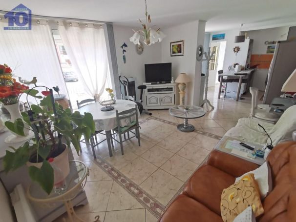A louer APPARTEMENT T3 61 M2 TERRASSE BORD DE MER VALRAS PLAGE