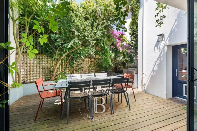 A vendre MAISON DE VILLE 5 PIECES CENTRE VIILLE BIARRITZ