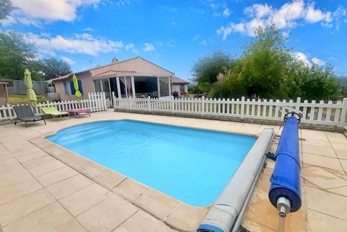 A louer MAISON  4 PIECES 90 M2  LA VERDIERE