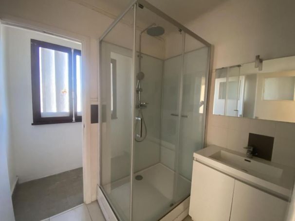 A louer APPARTEMENT T3 63 M2 BORD DE MER LE HAVRE