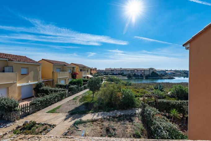A louer MAISON  4 PIECES 76 M2 BORD DE MER LEUCATE