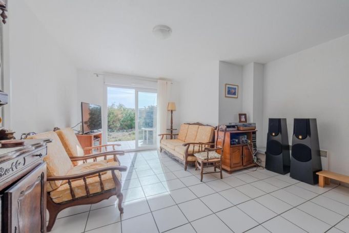 A louer MAISON  4 PIECES 76 M2 BORD DE MER LEUCATE