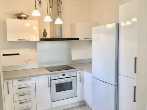 A louer APPARTEMENT DE PRESTIGE T3 TERRASSE BORD DE MER CANNES