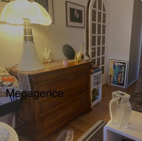 A louer STUDIO  29 M2 BORD DE MER CARQUEIRANNE