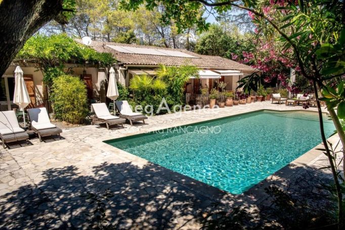 A louer MAISON  7 PIECES 198 M2  LES ARCS