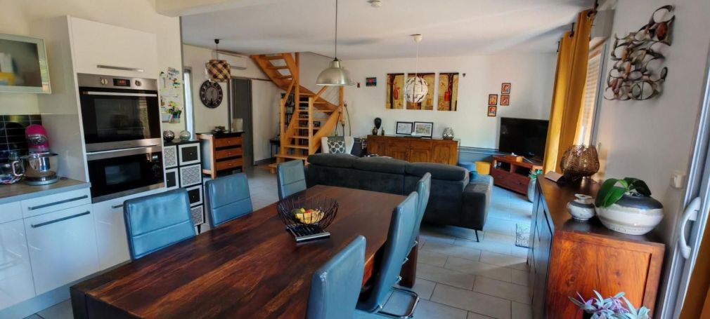 A louer MAISON  CONTEMPORAINE  SAINTES