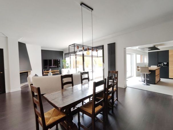 A louer APPARTEMENT DE PRESTIGE T5 225 M2 TERRASSE BORD DE MER BOULOGNE SUR MER