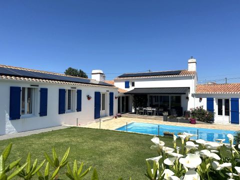 A vendre MAISON  6 PIECES 168 M2 BORD DE MER SAINT HILAIRE DE RIEZ