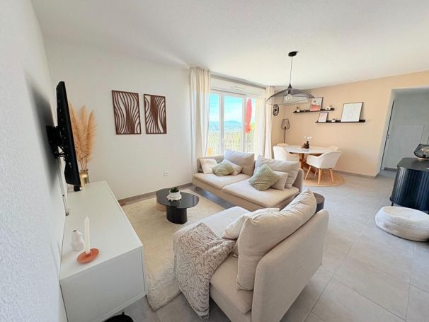 A louer APPARTEMENT T3 65 M2 TERRASSE  VENCE