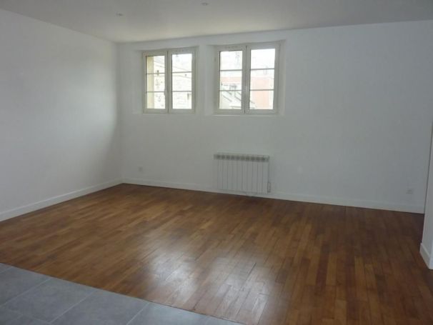 A louer APPARTEMENT NEUF T3 52 M2  LISIEUX