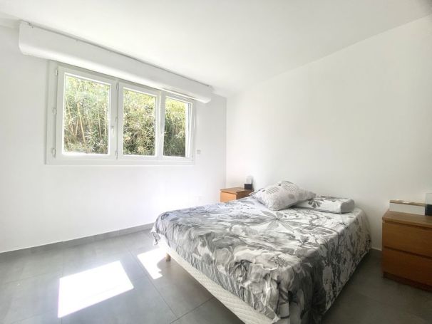 A louer APPARTEMENT T4 72 M2  MARSEILLE 13EME