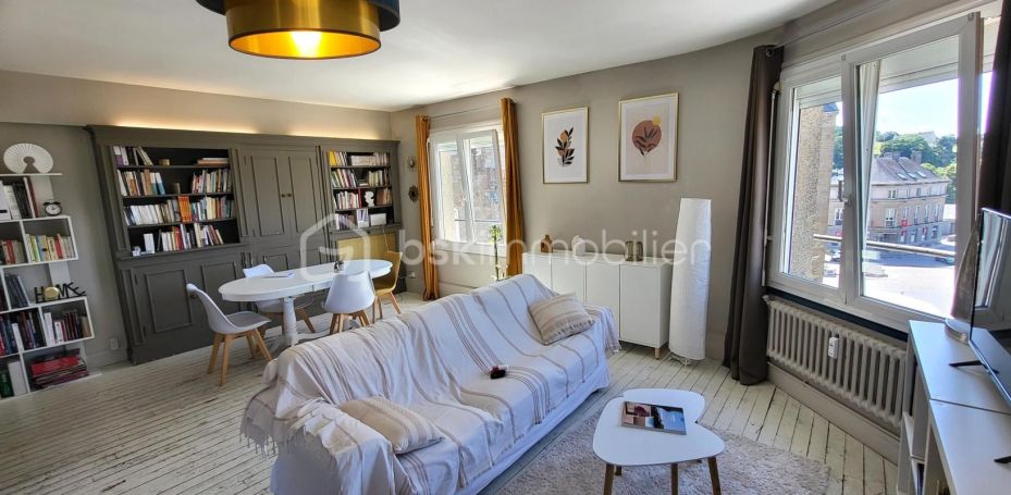 A louer APPARTEMENT T5 98 M2  VIRE