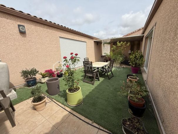 A louer LOFT  7 PIECES 210 M2  MONTAGNAC