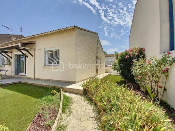 A louer MAISON  4 PIECES 92 M2 BORD DE MER AGDE