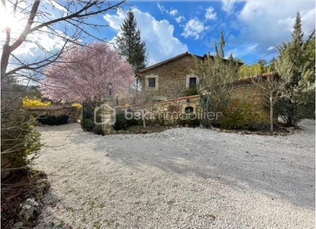 A louer MAISON  DE MAîTRE  TRIGANCE