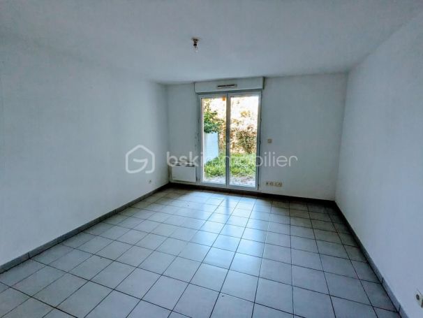A louer APPARTEMENT T2 49 M2 TERRASSE  CASTILLON LA BATAILLE