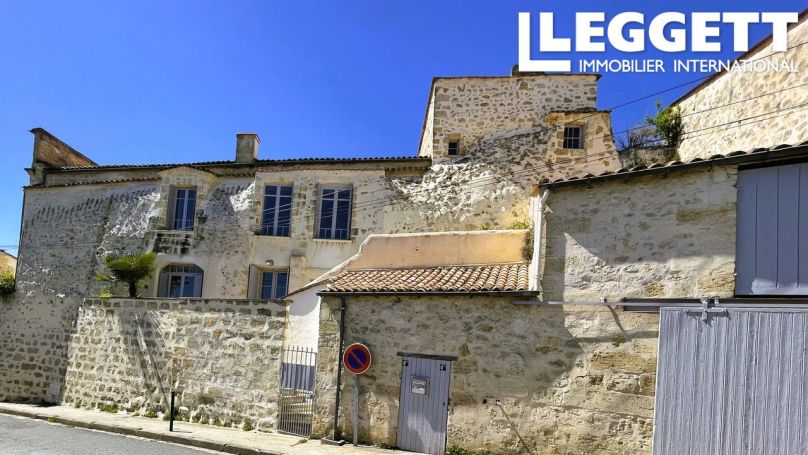 A louer MAISON  CONTEMPORAINE  BOURG