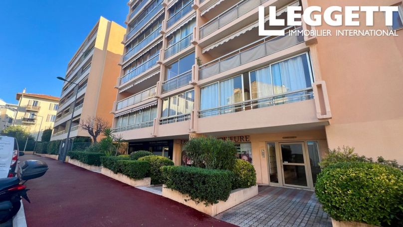 A vendre STUDIO  17 M2 BORD DE MER CANNES