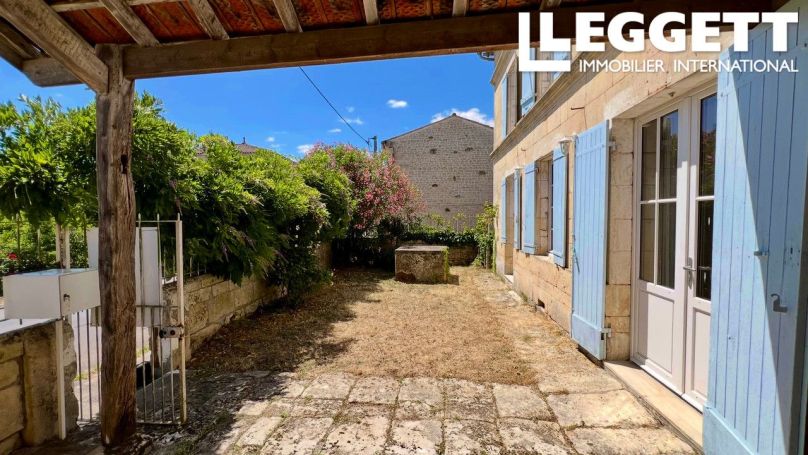 A vendre Maison de village 150m² 4 PIECES A RENOVER Champagnolles