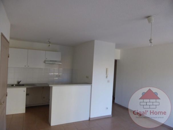 A louer APPARTEMENT T2 45 M2  CARCASSONNE