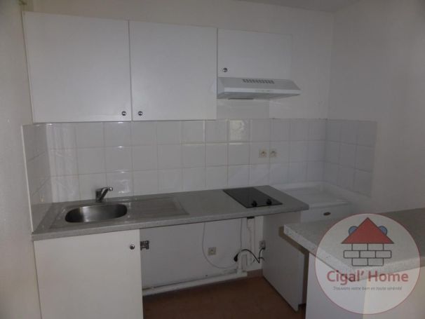 A louer APPARTEMENT T2 45 M2  CARCASSONNE