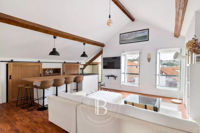 A louer APPARTEMENT T4 62 M2  SAINT JEAN DE LUZ