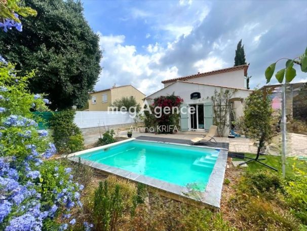 A louer MAISON  4 PIECES 104 M2 BORD DE MER TOULON