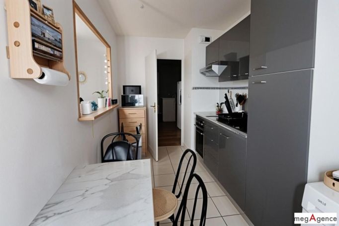 A louer APPARTEMENT T3 70 M2 TERRASSE  COUERON