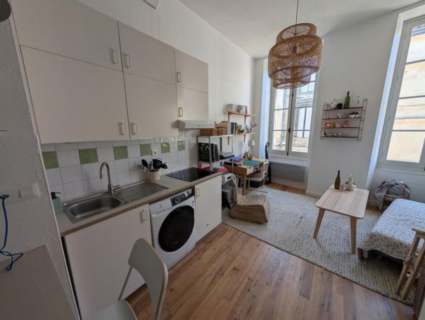 A louer APPARTEMENT T2 33 M2  BORDEAUX