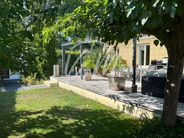 A vendre villa de charme 5 pieces pisicne Andernos-les-Bains