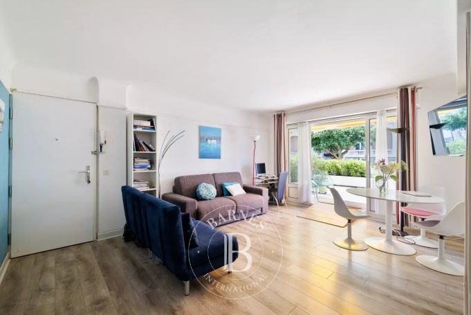 A vendre APPARTEMENT 59 M² FACE A LA BAIE  SAINT JEAN DE LUZ