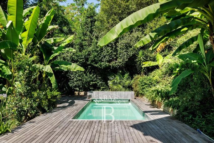 A vendre MAISON  200 M² CIBOURE