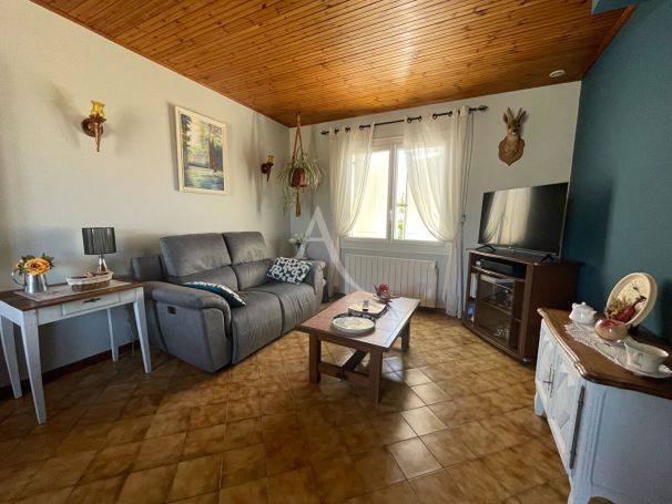 A vendre MAISON  4 PIECES 78 M2 BORD DE MER LONGEVILLE SUR MER