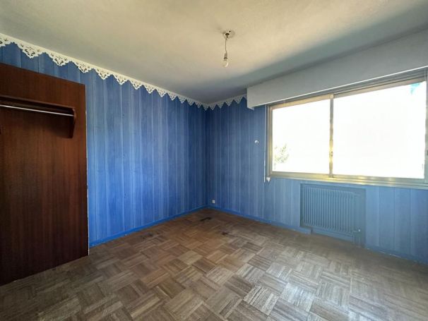 A louer APPARTEMENT DE PRESTIGE T3 75 M2 TERRASSE BORD DE MER CAGNES SUR MER