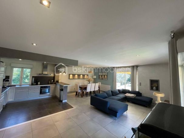 A louer MAISON  5 PIECES 132 M2  BOISSET ET GAUJAC