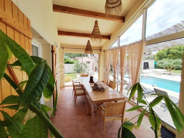 A louer MAISON  9 PIECES 219 M2  GIGNAC