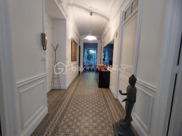 A louer APPARTEMENT T4 107 M2 BORD DE MER NICE