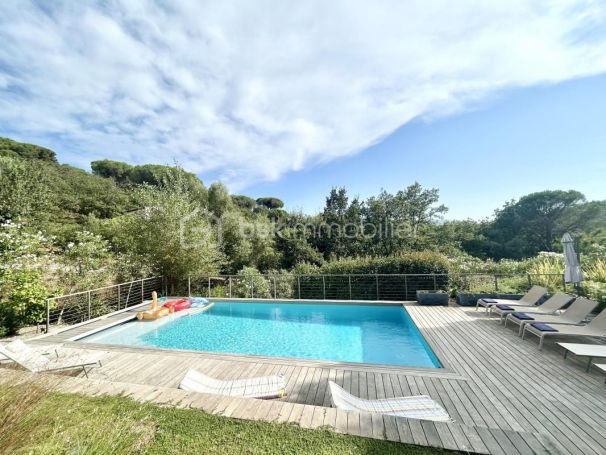 A louer MAISON  D'ARCHITECTE BORD DE MER GRIMAUD