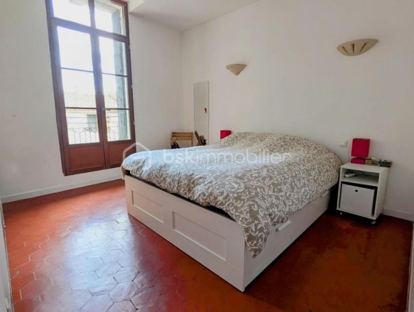 A louer APPARTEMENT T3 77 M2  PEZENAS