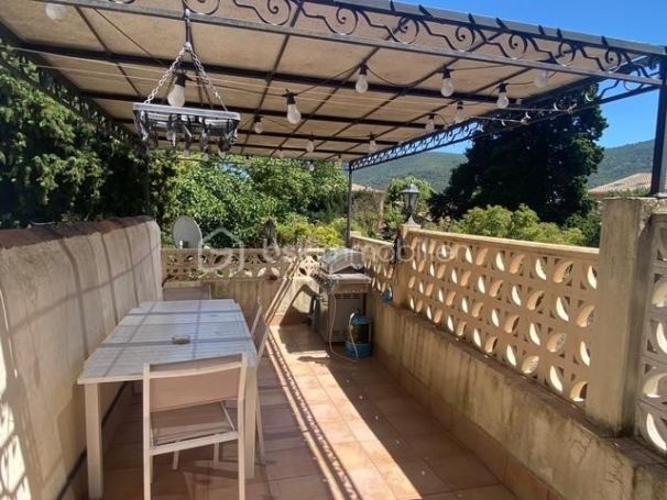A louer APPARTEMENT T4 106 M2 TERRASSE  SIGNES