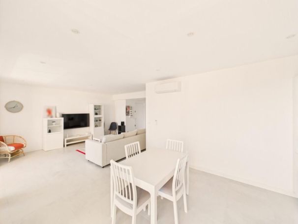 A louer APPARTEMENT DE PRESTIGE T3 78 M2 TERRASSE VUE MER AJACCIO