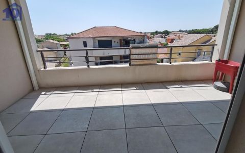 A louer APPARTEMENT T3 57 M2 TERRASSE PLAGE à PIED VALRAS PLAGE
