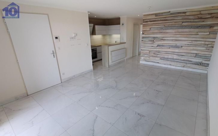 A louer APPARTEMENT T3 57 M2 TERRASSE PLAGE à PIED VALRAS PLAGE