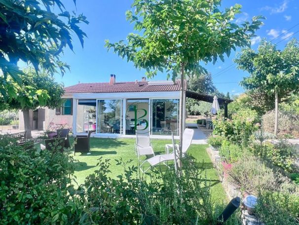 A louer MAISON  5 PIECES 104 M2  LA VERDIERE
