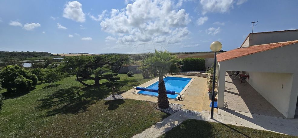 A louer MAISON  7 PIECES 126 M2 VUE MER L HOUMEAU