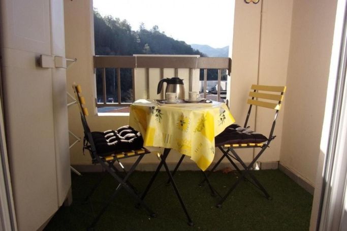 A louer STUDIO  21 M2 TERRASSE  LAMALOU LES BAINS