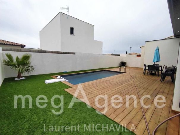 A louer MAISON  4 PIECES 97 M2  BEZIERS